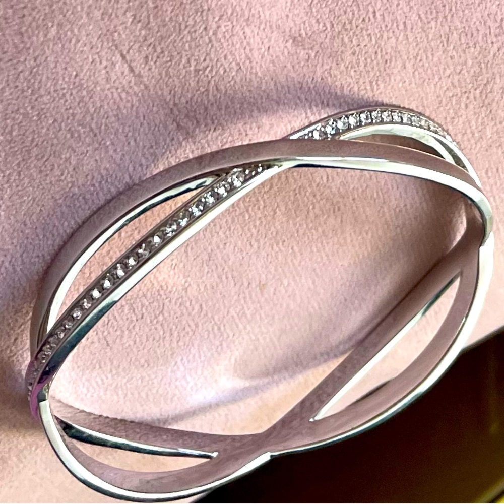 Gorgeous Crystal bangle bracelet
